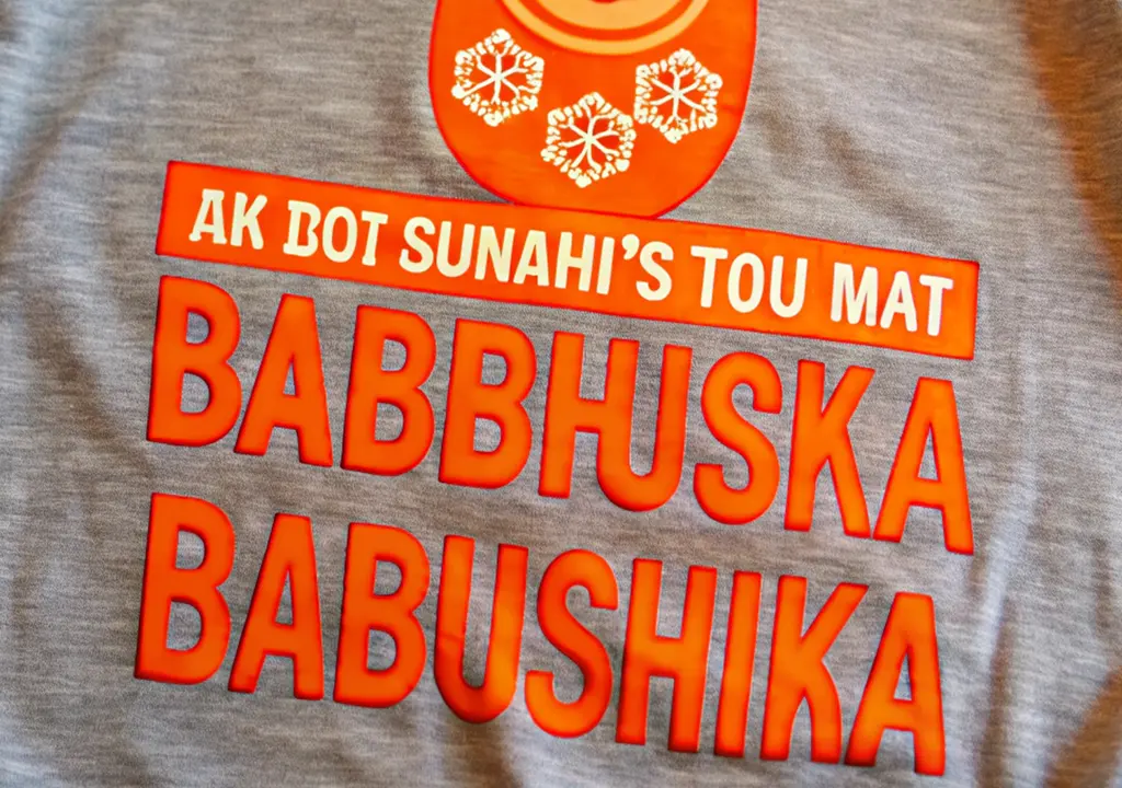 Puff printing hoodies are increasingly sought.